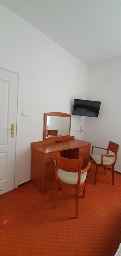 בידגוז'יז' Hostel Ratuszowy מראה חיצוני תמונה